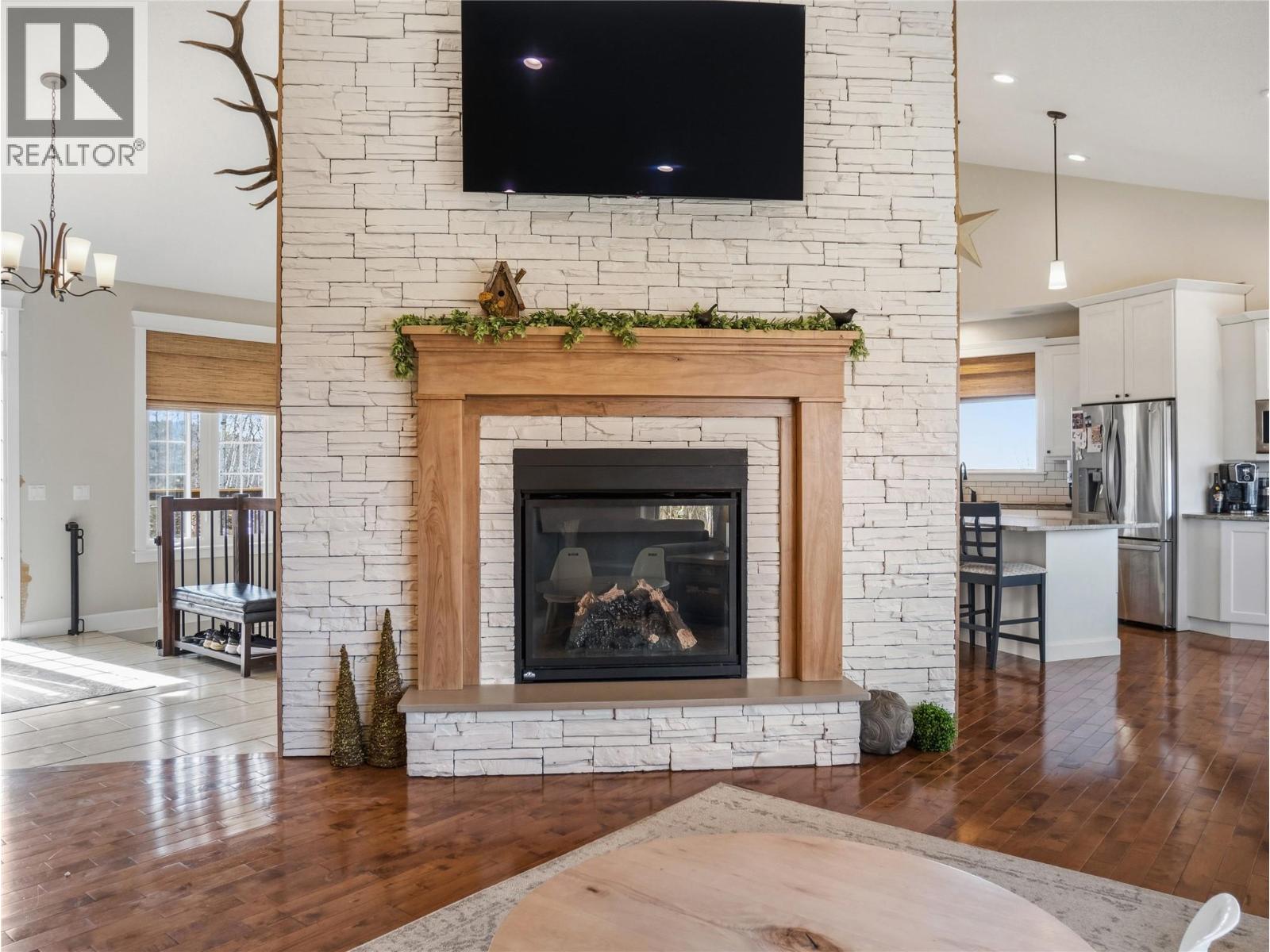 911 Elkridge Trail, Dawson Creek, British Columbia  V1G 5A1 - Photo 19 - 10385801