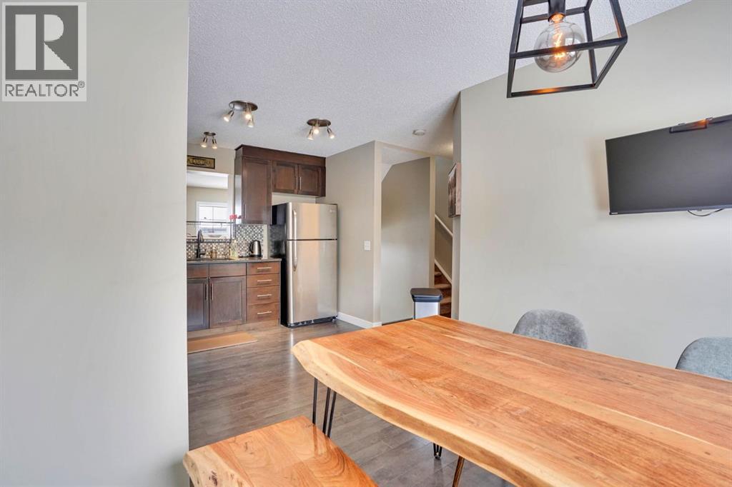 39 Panatella Road Nw, Calgary, Alberta  T3K 0S7 - Photo 15 - A2298941