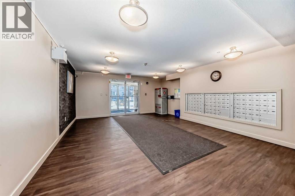 414, 7110 80 Avenue NE, Calgary, Alberta  T3J 0N4 - Photo 3 - A2305791