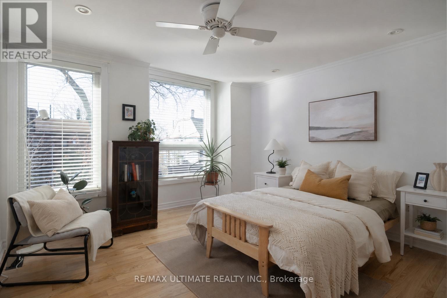 32 Lindsey Avenue, Toronto, Ontario  M6H 1E1 - Photo 14 - C13054368