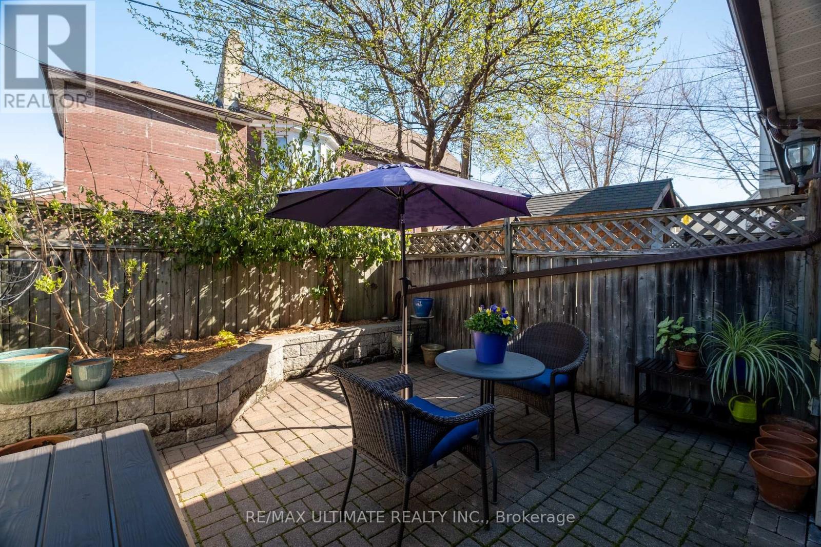 32 Lindsey Avenue, Toronto, Ontario  M6H 1E1 - Photo 12 - C13054368