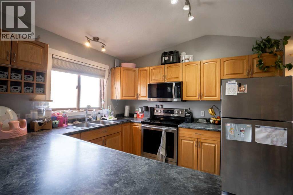 10918 92 Street, Peace River, Alberta  T8S 1P4 - Photo 10 - A2307196