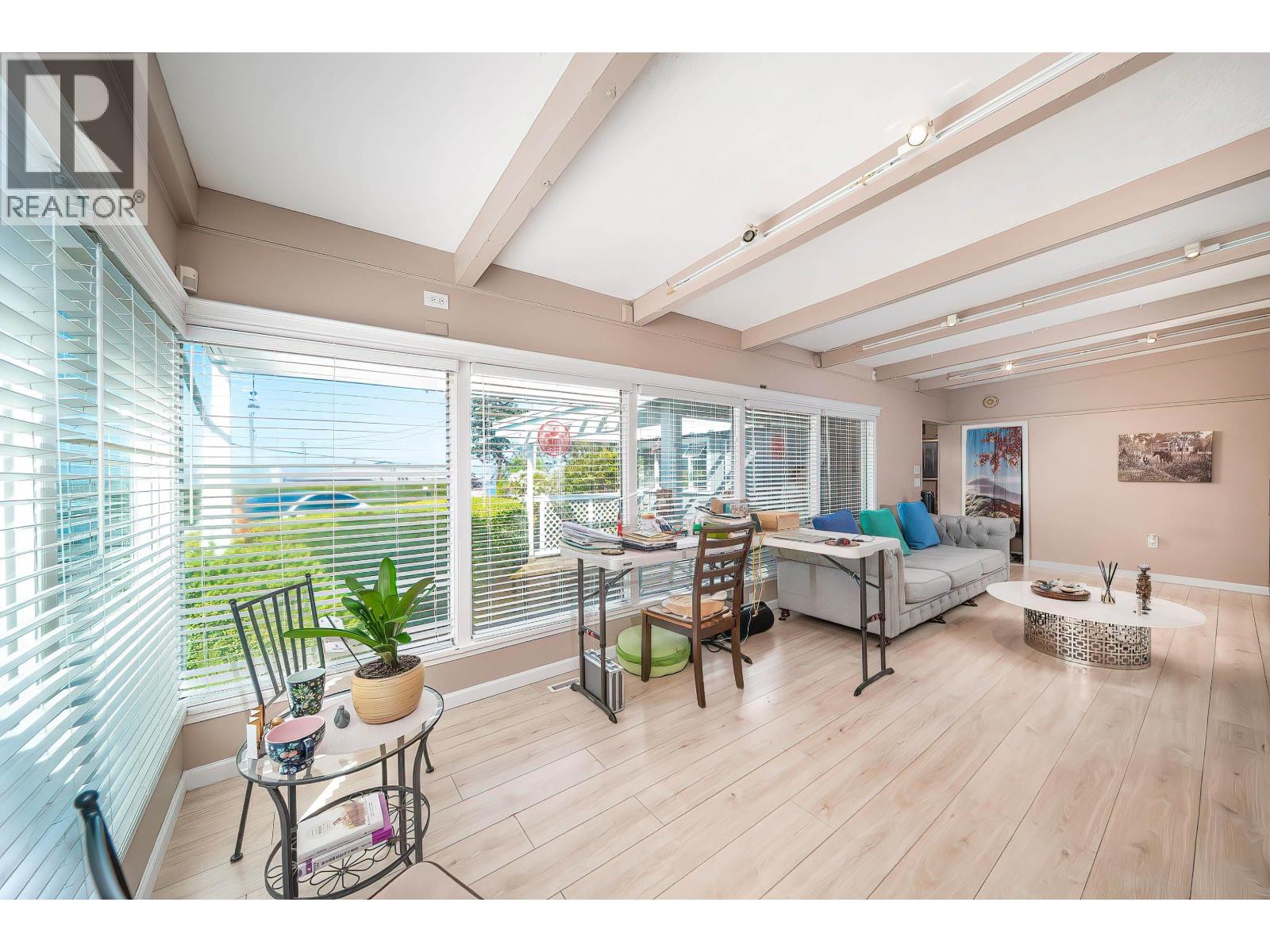 122 Graham Drive, Delta, British Columbia  V4M 2J5 - Photo 5 - R3115277