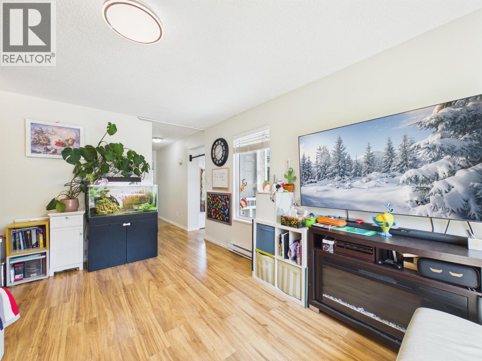 4191 Tyson Place, Richmond, British Columbia  V7C 4T5 - Photo 5 - R3118575