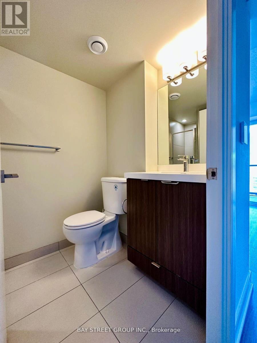 2001 - 89 Mcgill Street, Toronto, Ontario  M5B 0B1 - Photo 8 - C13075822