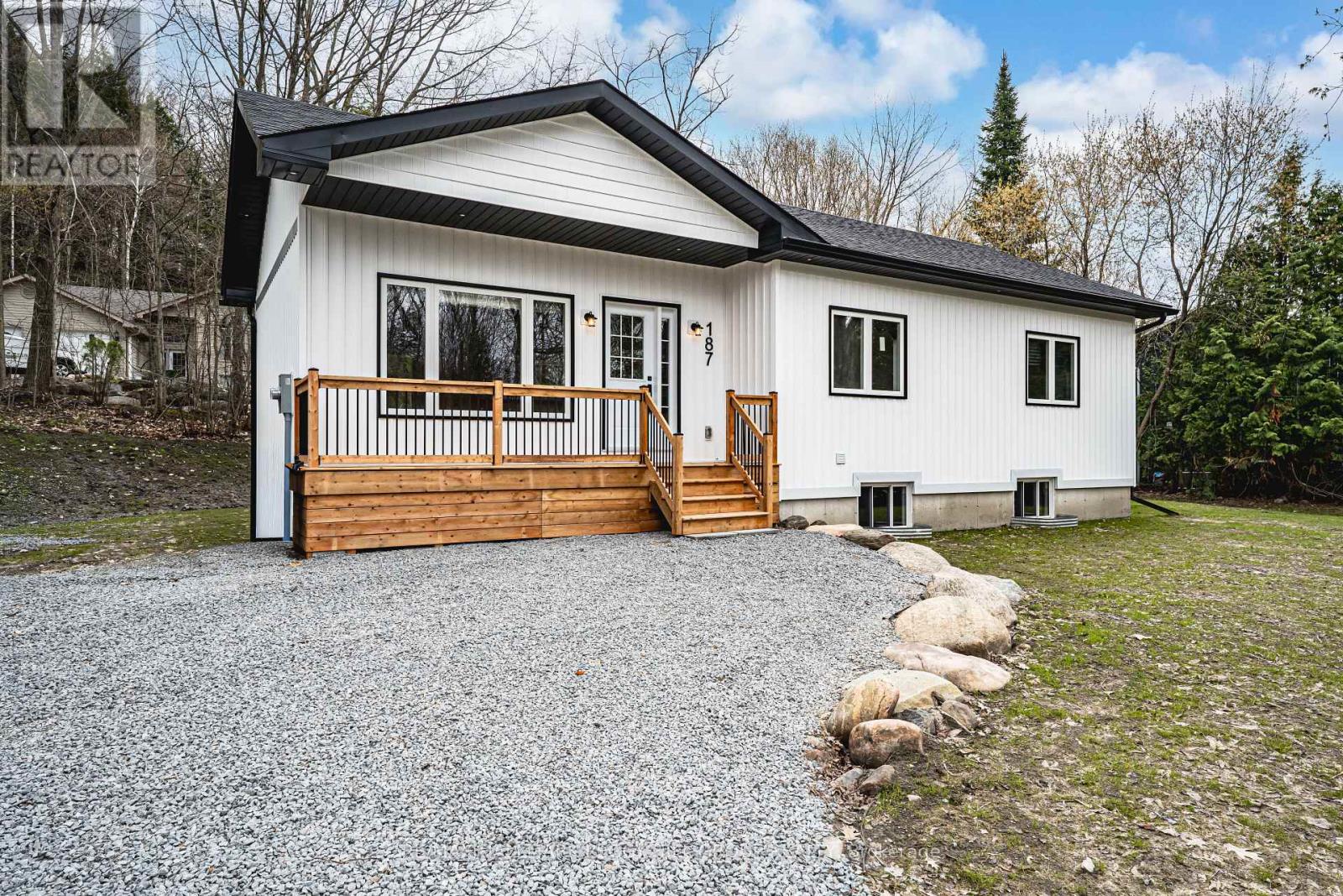 187 ALBIN ROAD, Tay, Ontario