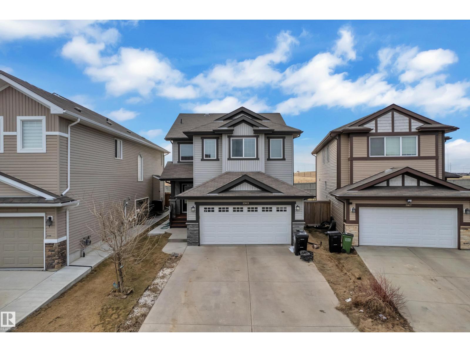 3363 13 AV NW, edmonton, Alberta