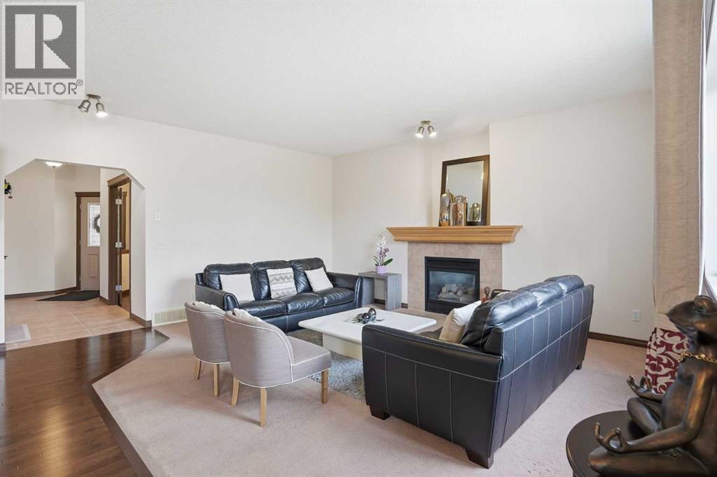 6 Springborough Green Sw, Calgary, Alberta  T3H 5M6 - Photo 7 - A2301423