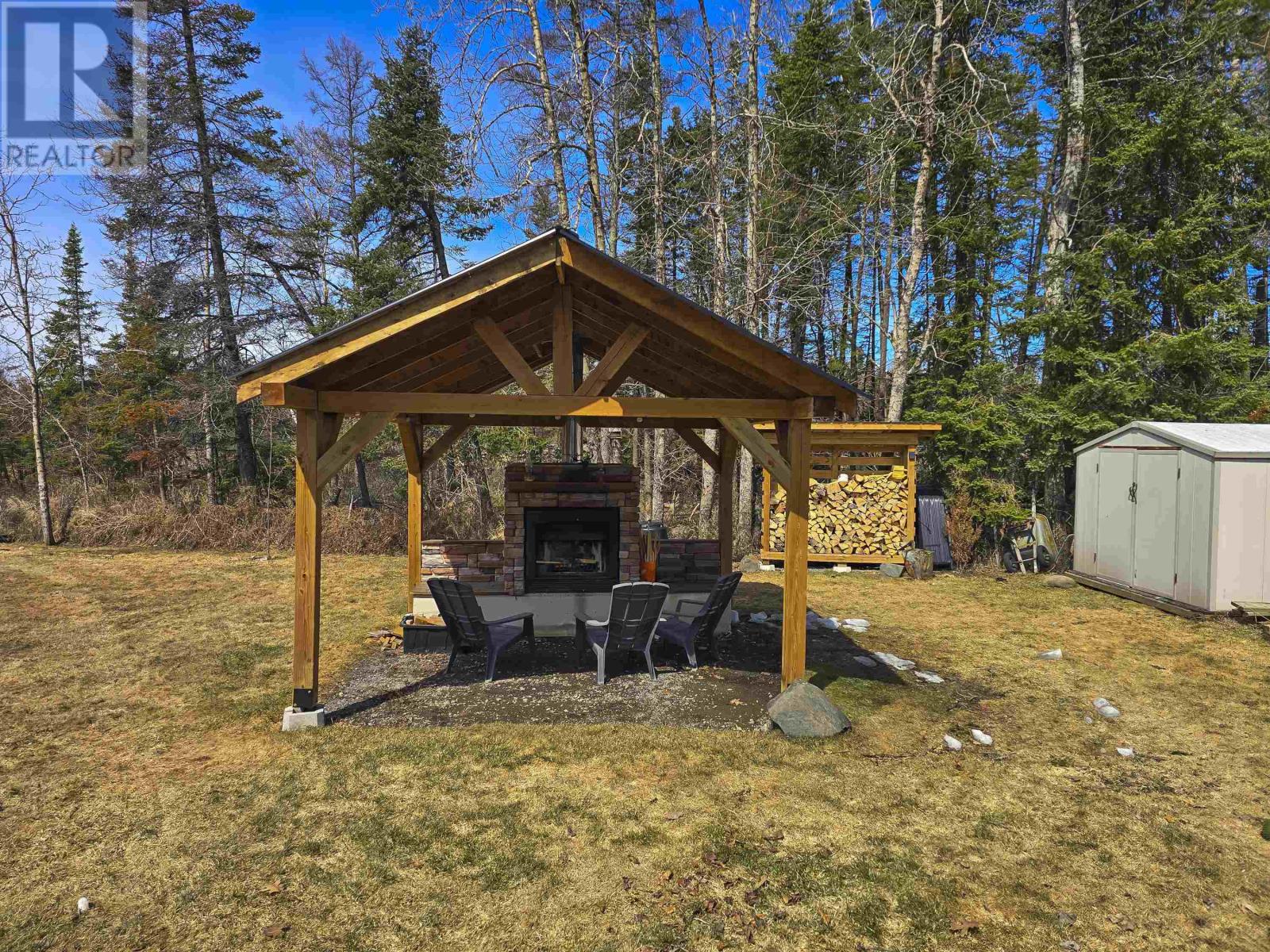 526 Ryerson Pl, Thunder Bay, Ontario  P7C 5R9 - Photo 6 - TB2600820