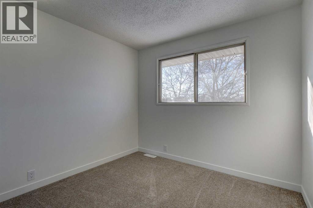 53b Fonda Green SE, Calgary, Alberta  T2A 5S4 - Photo 19 - A2299210