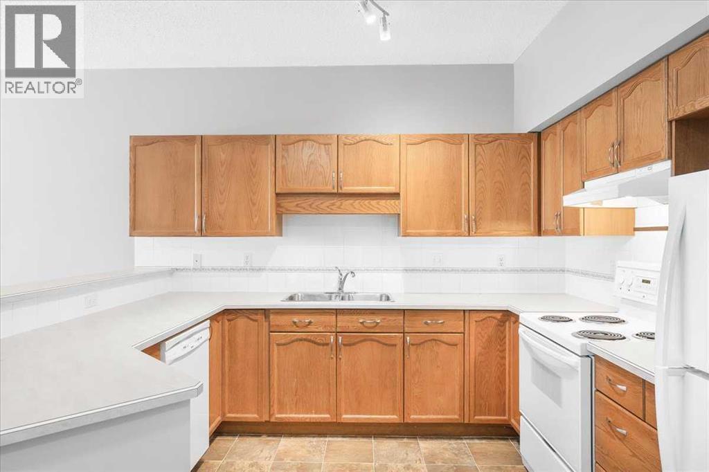 302, 200 Lincoln Way Sw, Calgary, Alberta  T3E 7G7 - Photo 11 - A2299273