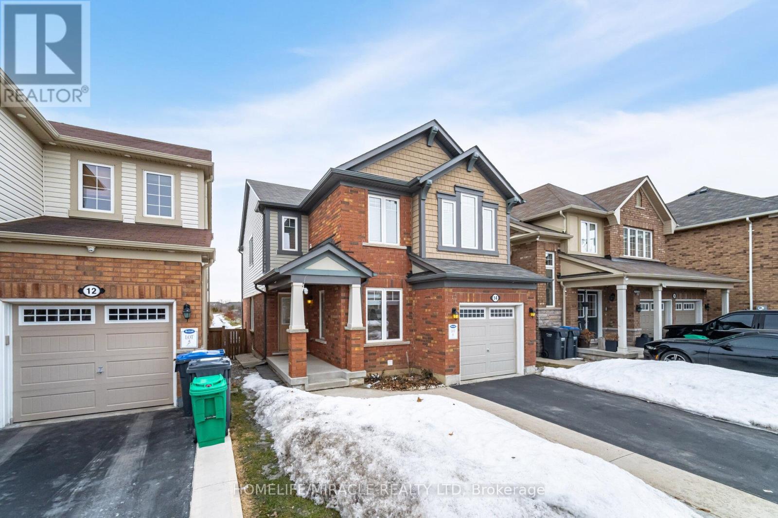 14 Robert Parkinson Drive, Brampton, Ontario  L7A 0Y3 - Photo 3 - W13075860