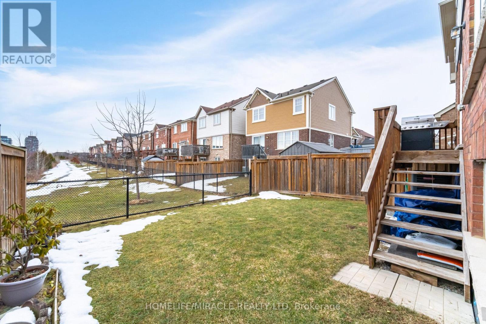 14 Robert Parkinson Drive, Brampton, Ontario  L7A 0Y3 - Photo 35 - W13075860