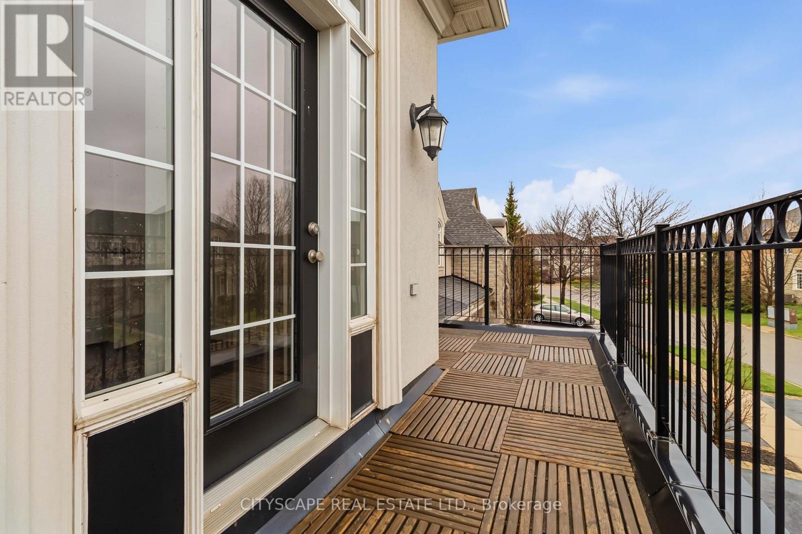 135 Innville Crescent, Oakville, Ontario  L6L 0B8 - Photo 14 - W13075876