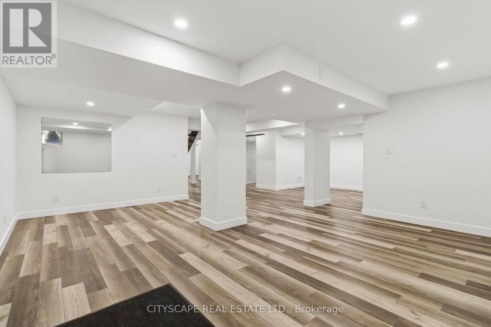 135 Innville Crescent, Oakville, Ontario  L6L 0B8 - Photo 18 - W13075876