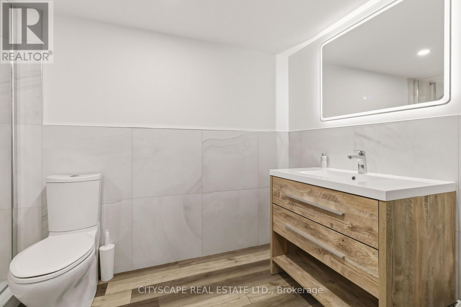 135 Innville Crescent, Oakville, Ontario  L6L 0B8 - Photo 19 - W13075876