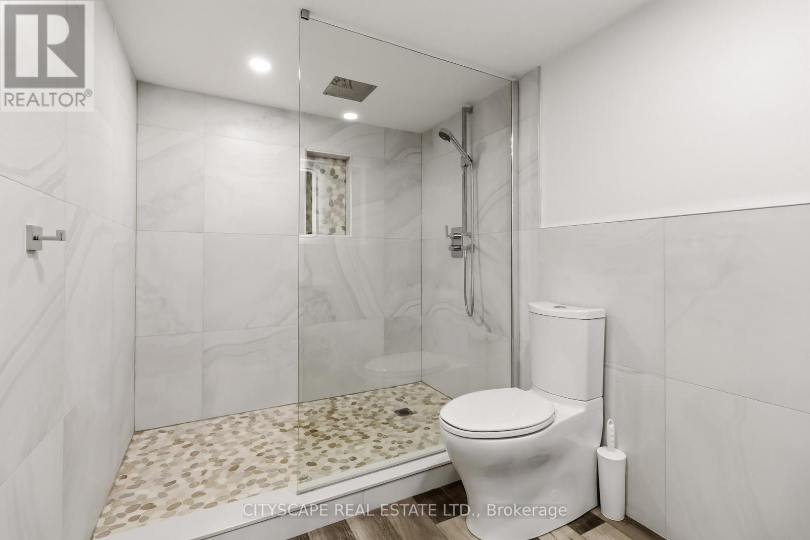 135 Innville Crescent, Oakville, Ontario  L6L 0B8 - Photo 20 - W13075876