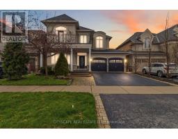 135 INNVILLE CRESCENT, Oakville, Ontario