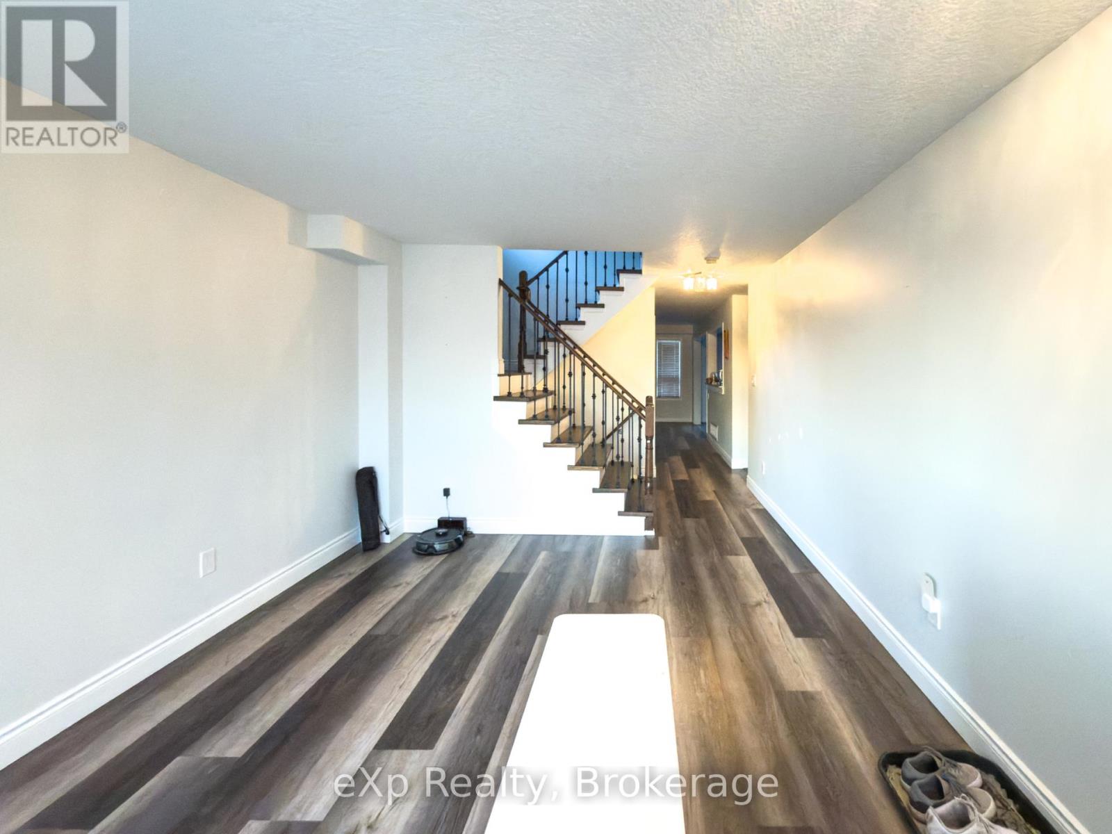 12 Griffiths Avenue, Cambridge, Ontario  N1P 1J7 - Photo 15 - X13057076