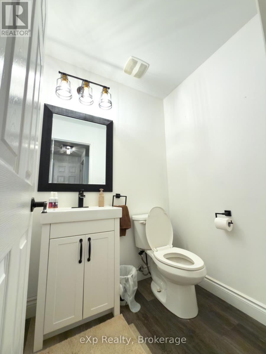 12 Griffiths Avenue, Cambridge, Ontario  N1P 1J7 - Photo 16 - X13057076