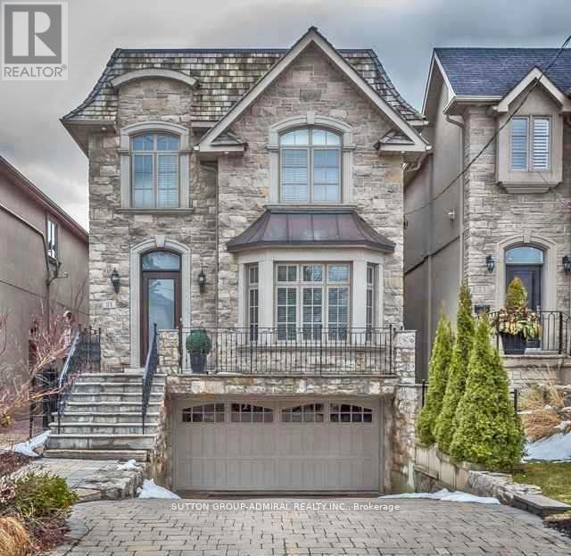 21 DUNBLAINE AVENUE, Toronto, Ontario