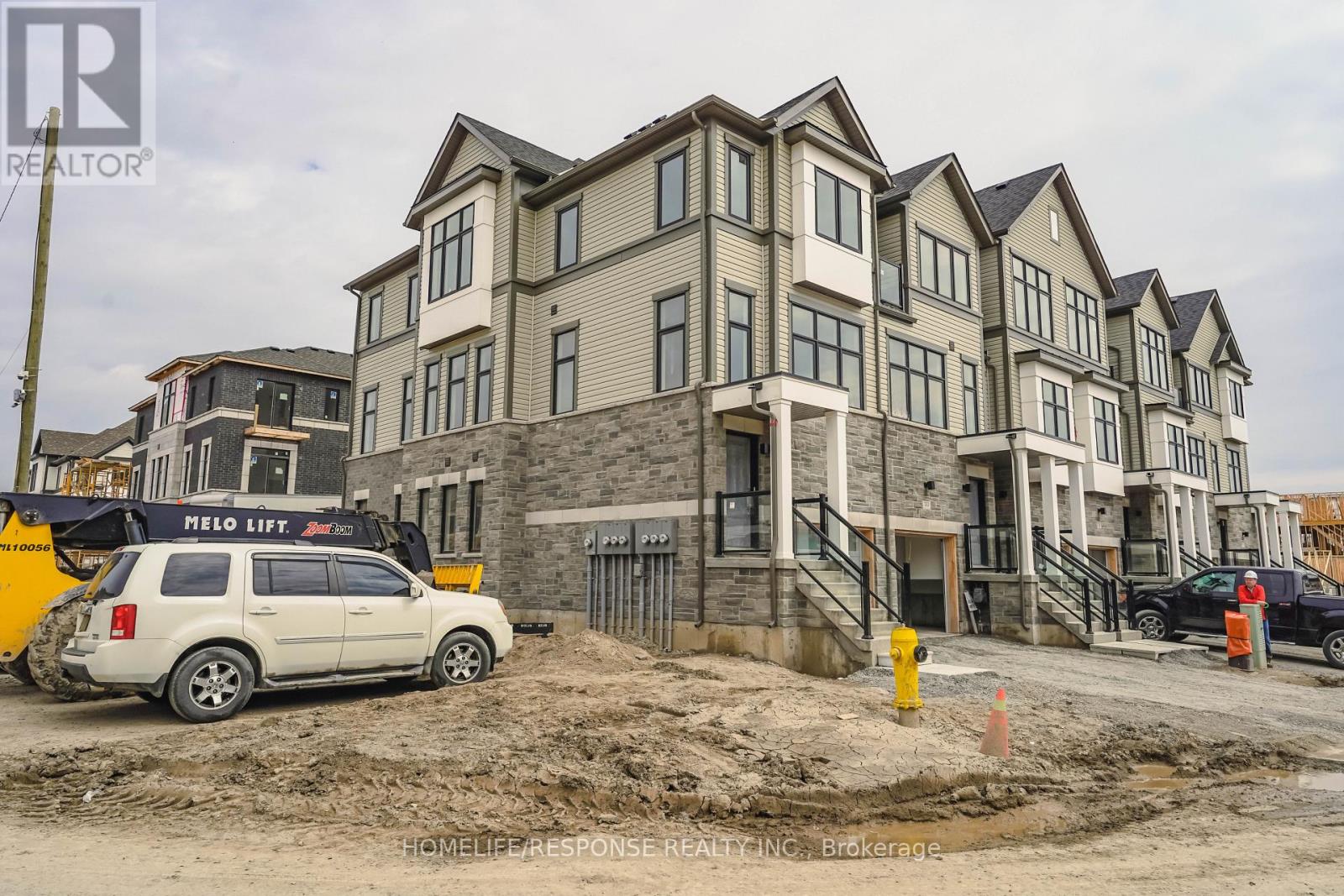 331 Okanagan Path S, Oshawa, Ontario  L1H 6T9 - Photo 10 - E13075886