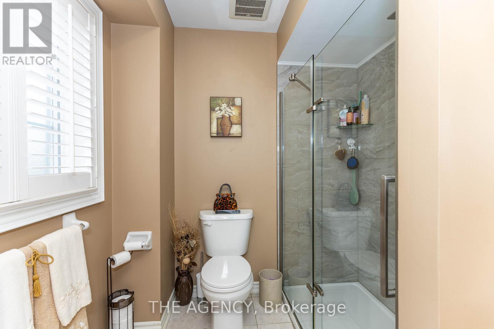 54 Thames Drive, Whitby, Ontario  L1R 2R1 - Photo 30 - E13075896