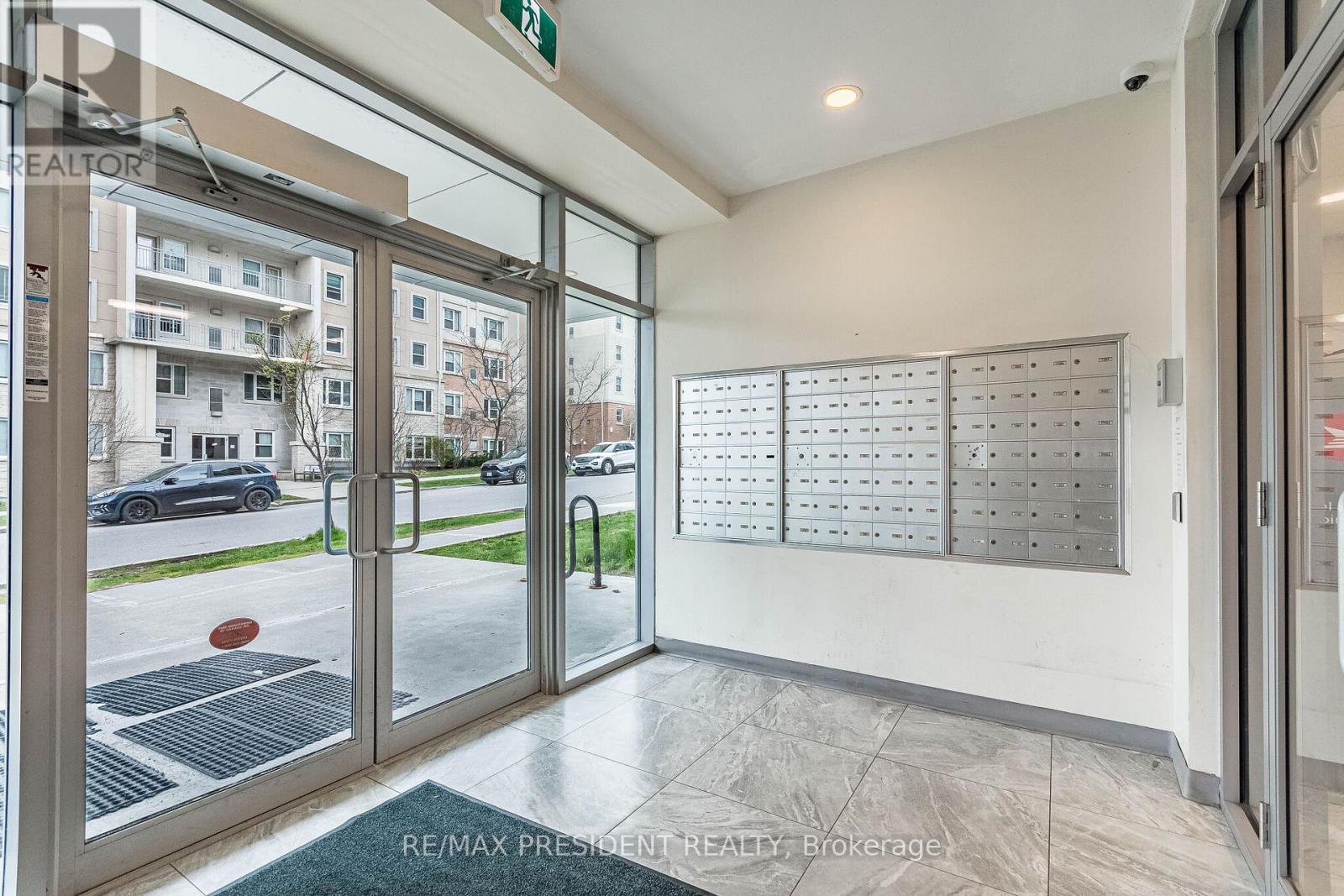 907 - 246 Lester Street, Waterloo, Ontario  N2L 0H1 - Photo 4 - X13069252