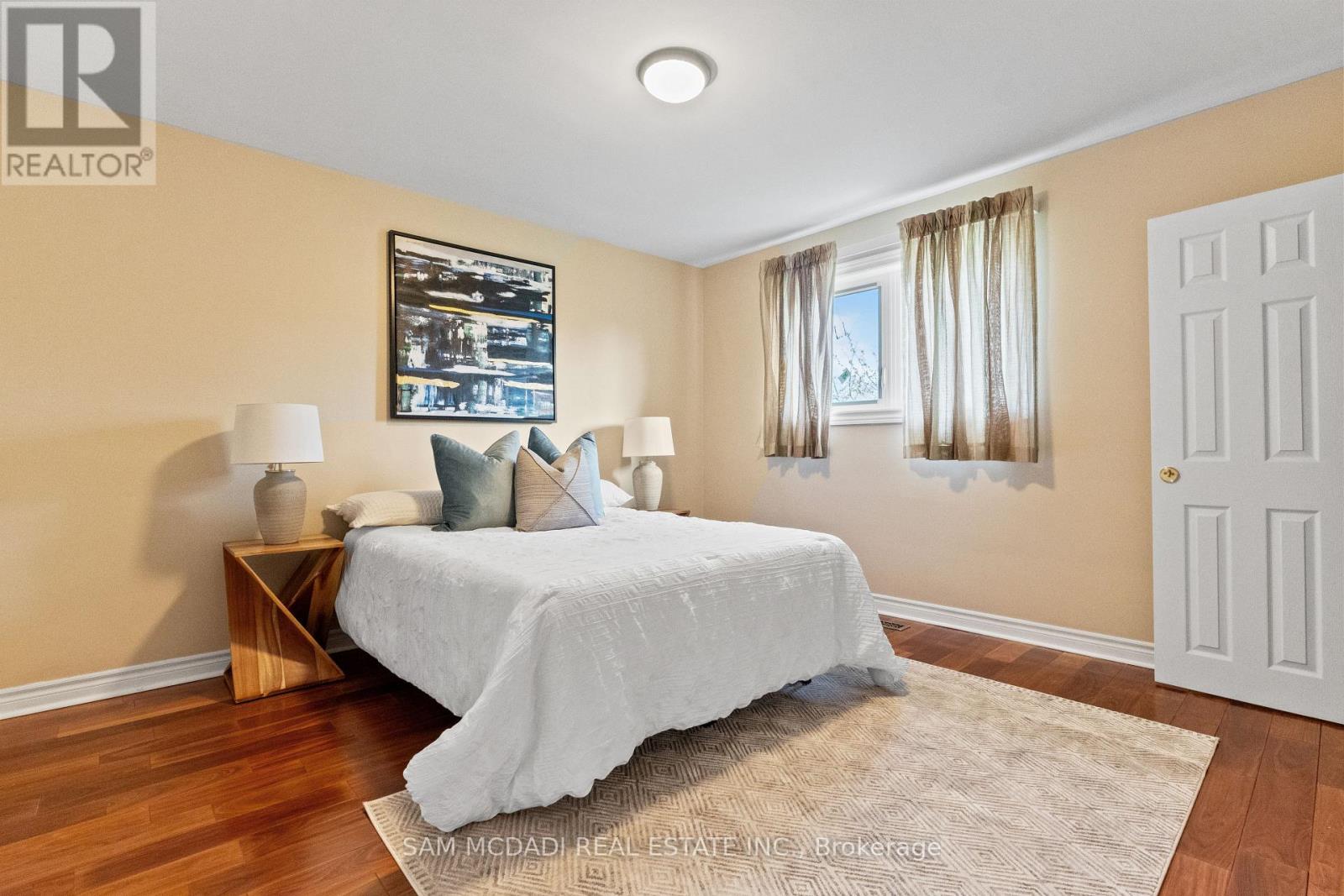 1214 Conyers Crescent, Mississauga, Ontario  L5C 1K1 - Photo 15 - W13075920