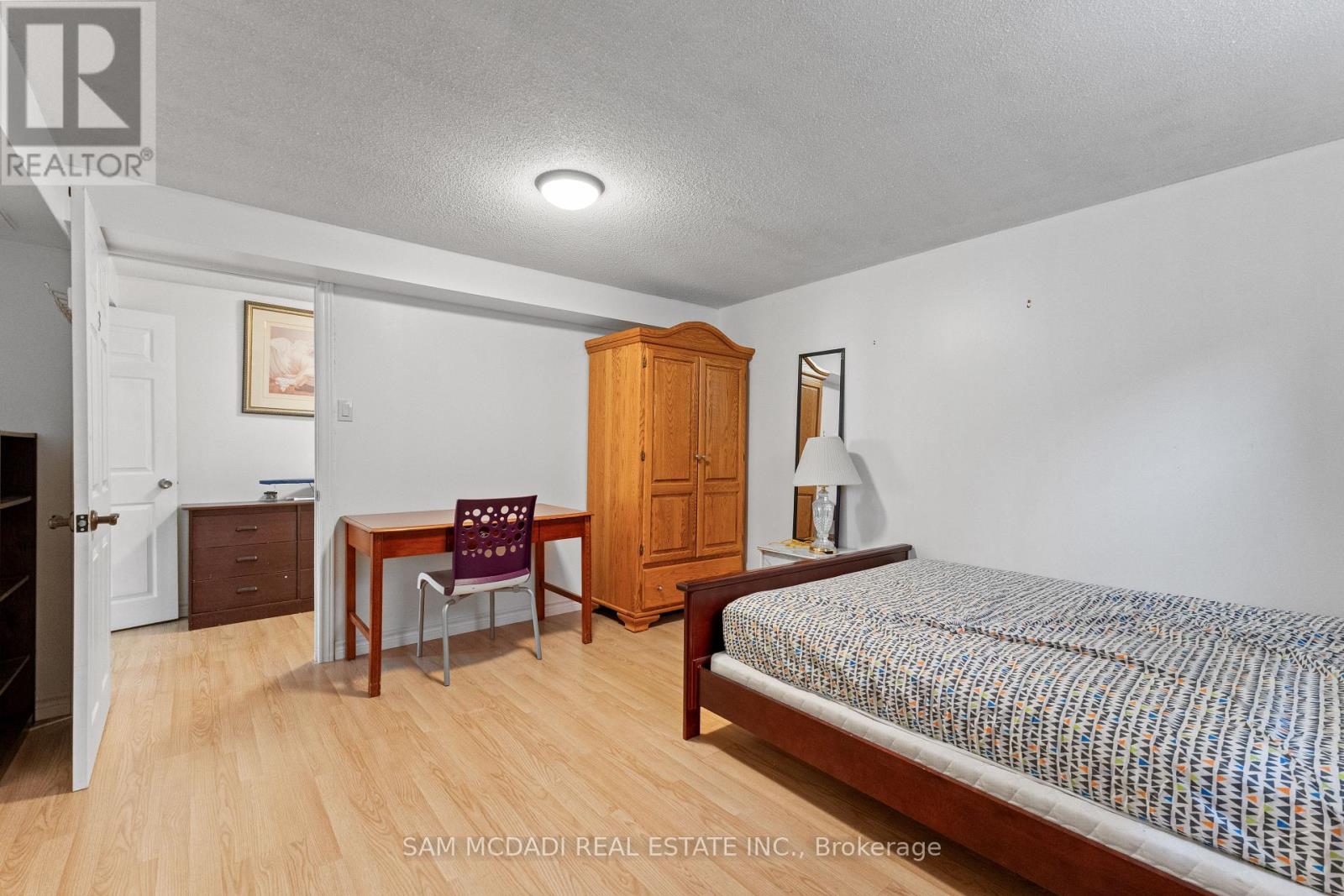 1214 Conyers Crescent, Mississauga, Ontario  L5C 1K1 - Photo 27 - W13075920