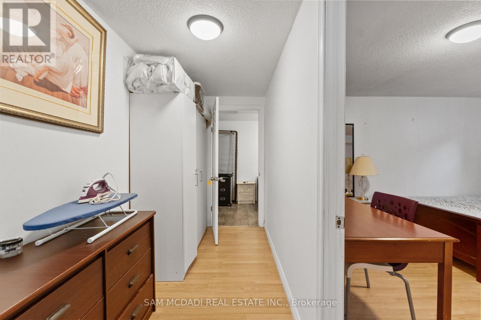 1214 Conyers Crescent, Mississauga, Ontario  L5C 1K1 - Photo 28 - W13075920