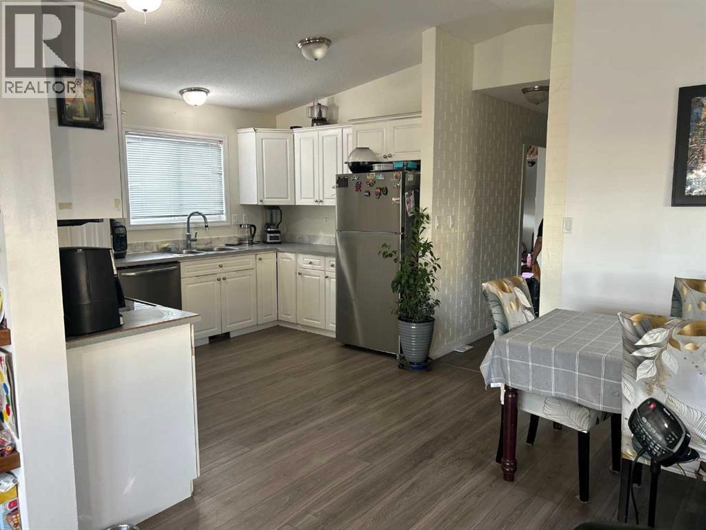 1708 2nd Avenue E, Brooks, Alberta  T1R 1K3 - Photo 10 - A2303331