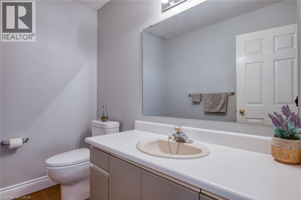 25 Valleyview Road Unit# 15, Kitchener, Ontario  N2E 1L5 - Photo 3 - 40826502