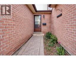 25 VALLEYVIEW Road Unit# 15, Kitchener, Ontario
