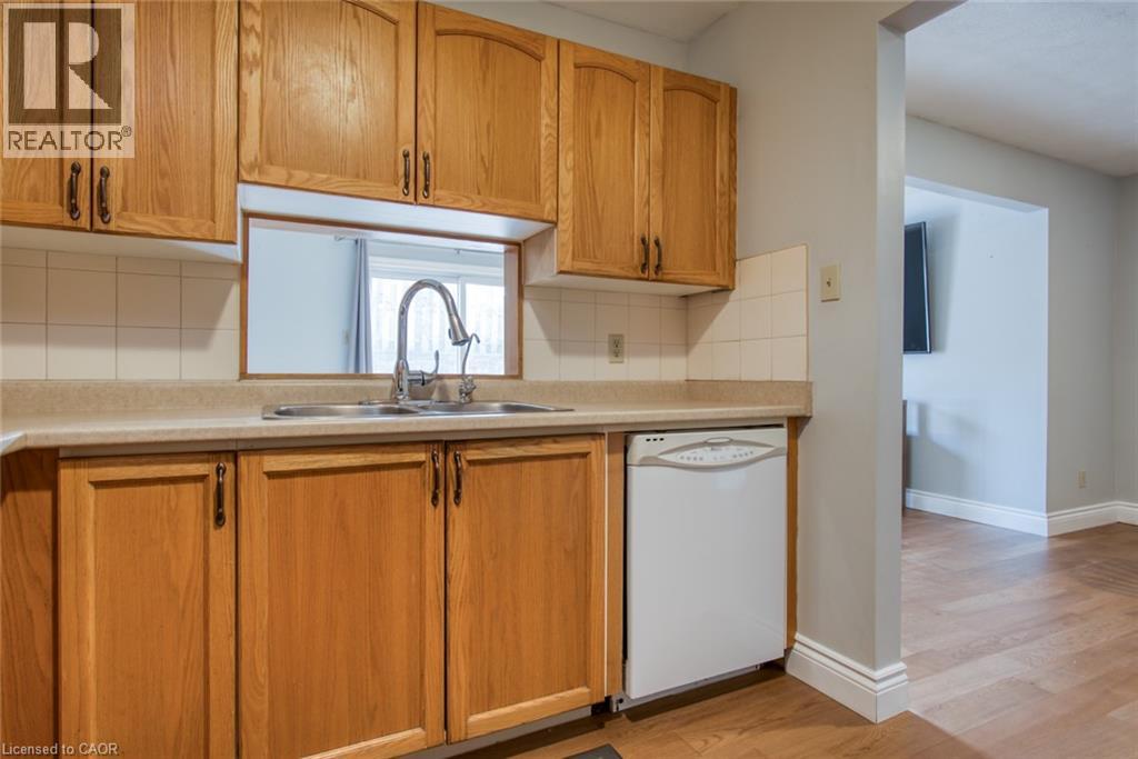 25 Valleyview Road Unit# 15, Kitchener, Ontario  N2E 1L5 - Photo 29 - 40826502