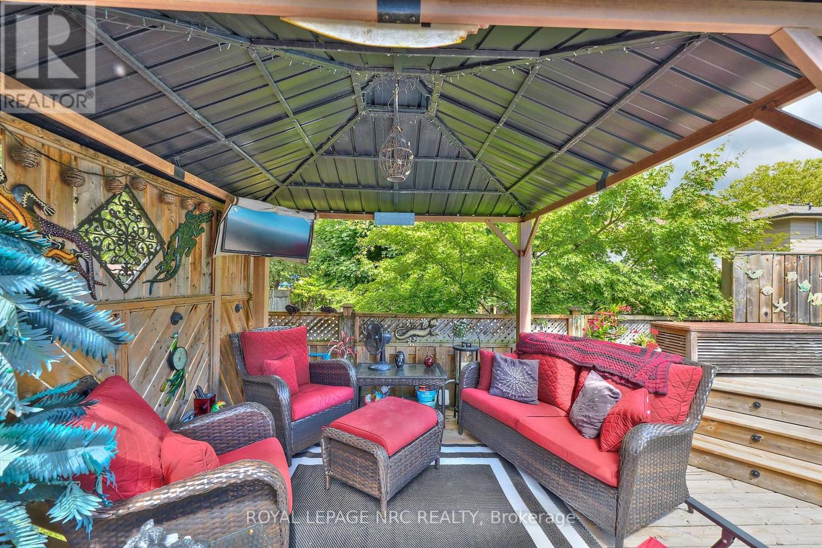 7263 Parkdale Street, Niagara Falls (Morrison), Ontario  L2E 6Y6 - Photo 10 - X13075948