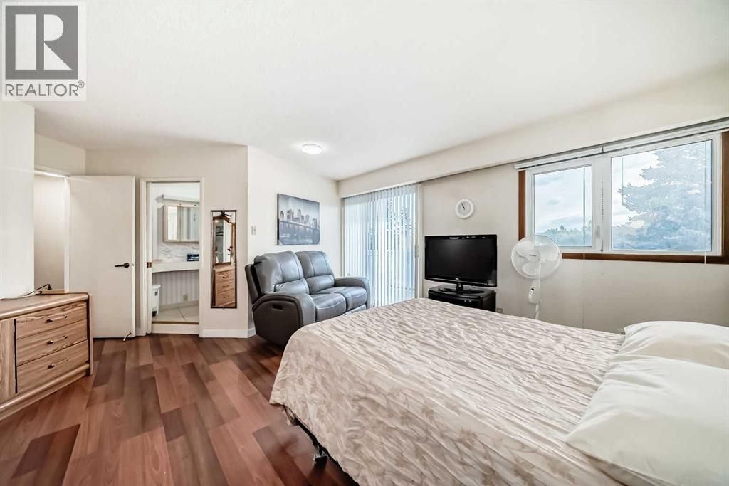 15 Whitewood Bay NE, Calgary, Alberta  T1Y 3N3 - Photo 26 - A2288909