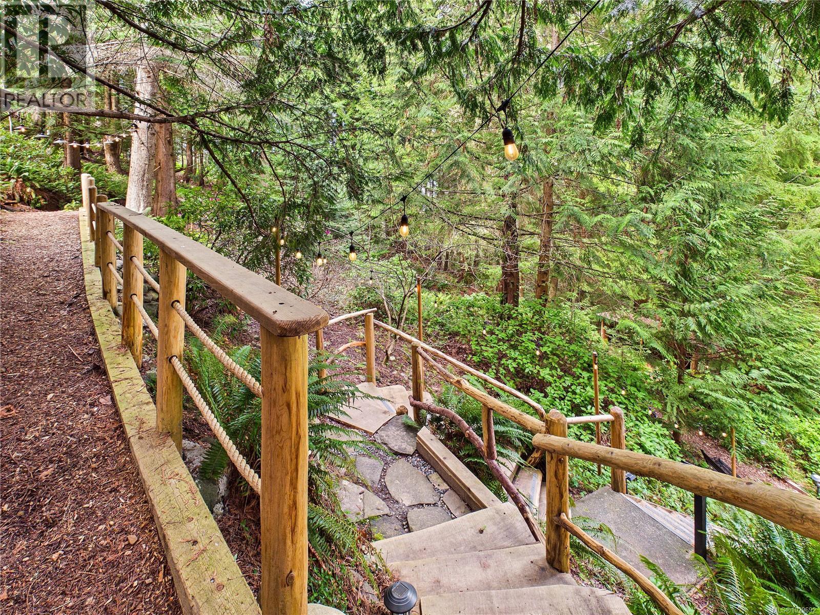 182 Devine Dr, Salt Spring, British Columbia  V8K 2H5 - Photo 72 - 1029692