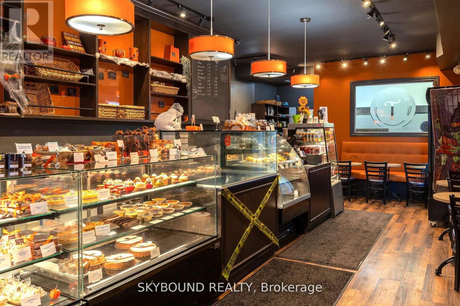 Retail And Upper - 627 Mount Pleasant Road, Toronto, Ontario  M4S 2M9 - Photo 5 - C13075954