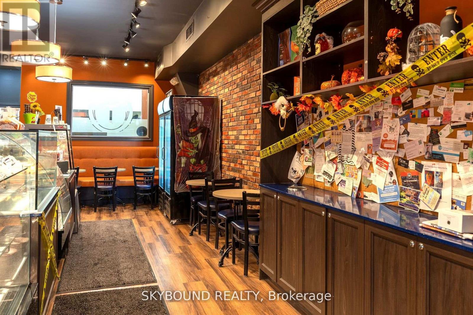 Retail And Upper - 627 Mount Pleasant Road, Toronto, Ontario  M4S 2M9 - Photo 6 - C13075954