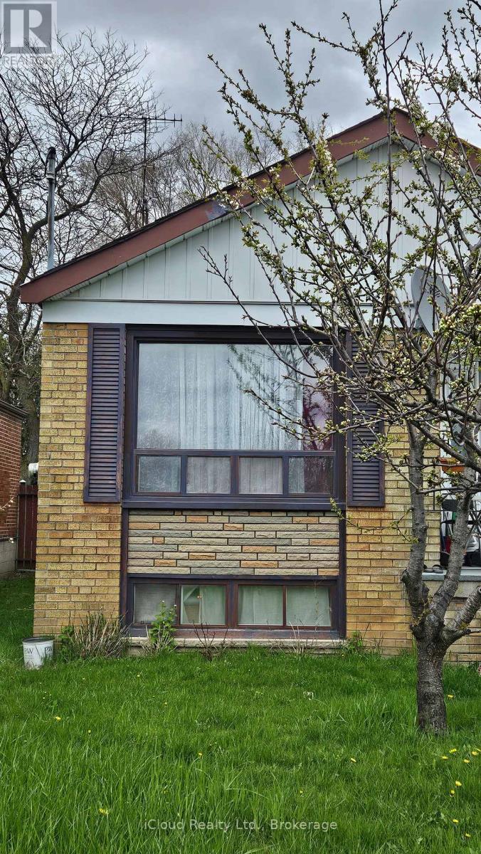 MAIN - 39 FREY CRESCENT, Toronto, Ontario