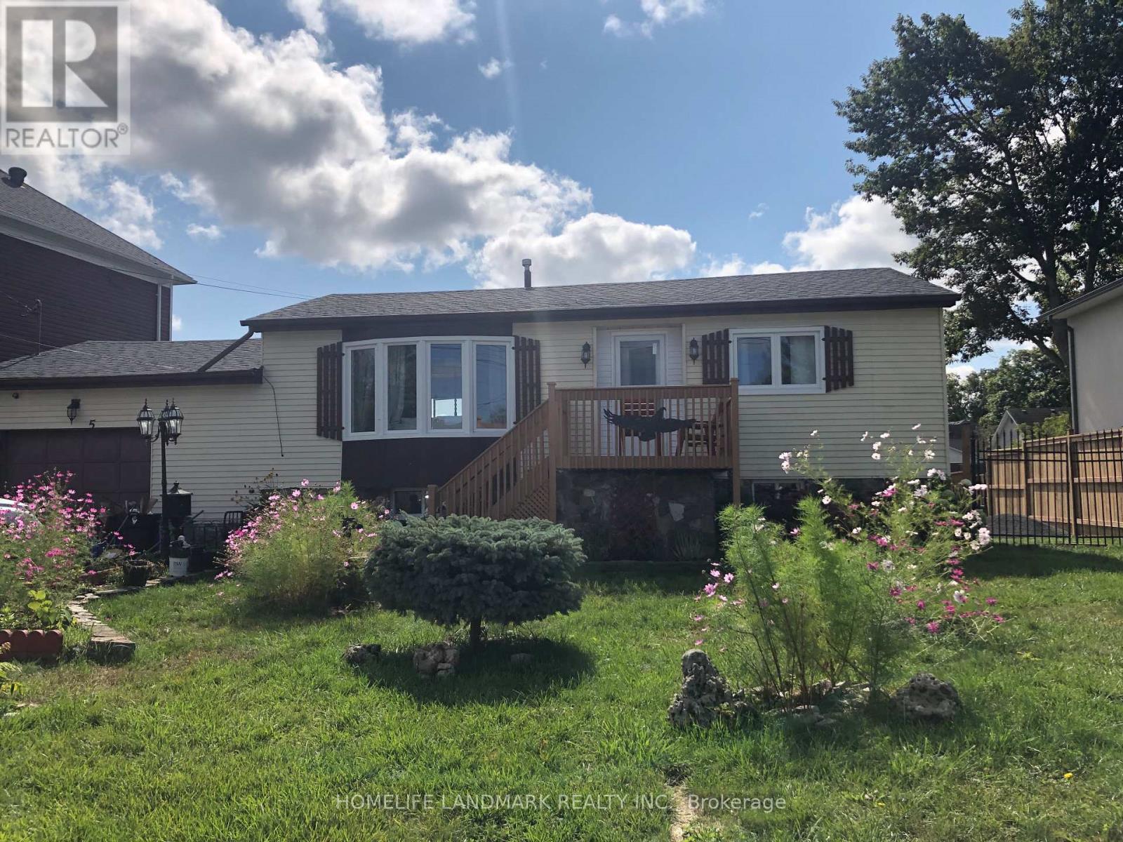 5 BOWERS ROAD, East Gwillimbury, Ontario