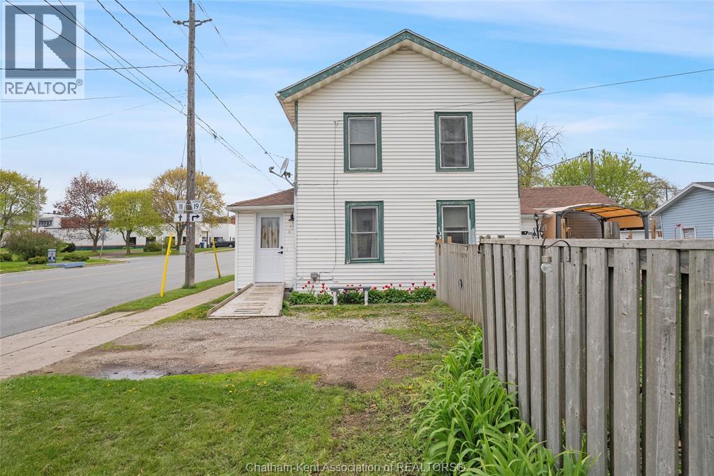 41 Chatham Street South, Blenheim, Ontario  N0P 1A0 - Photo 2 - 26009891
