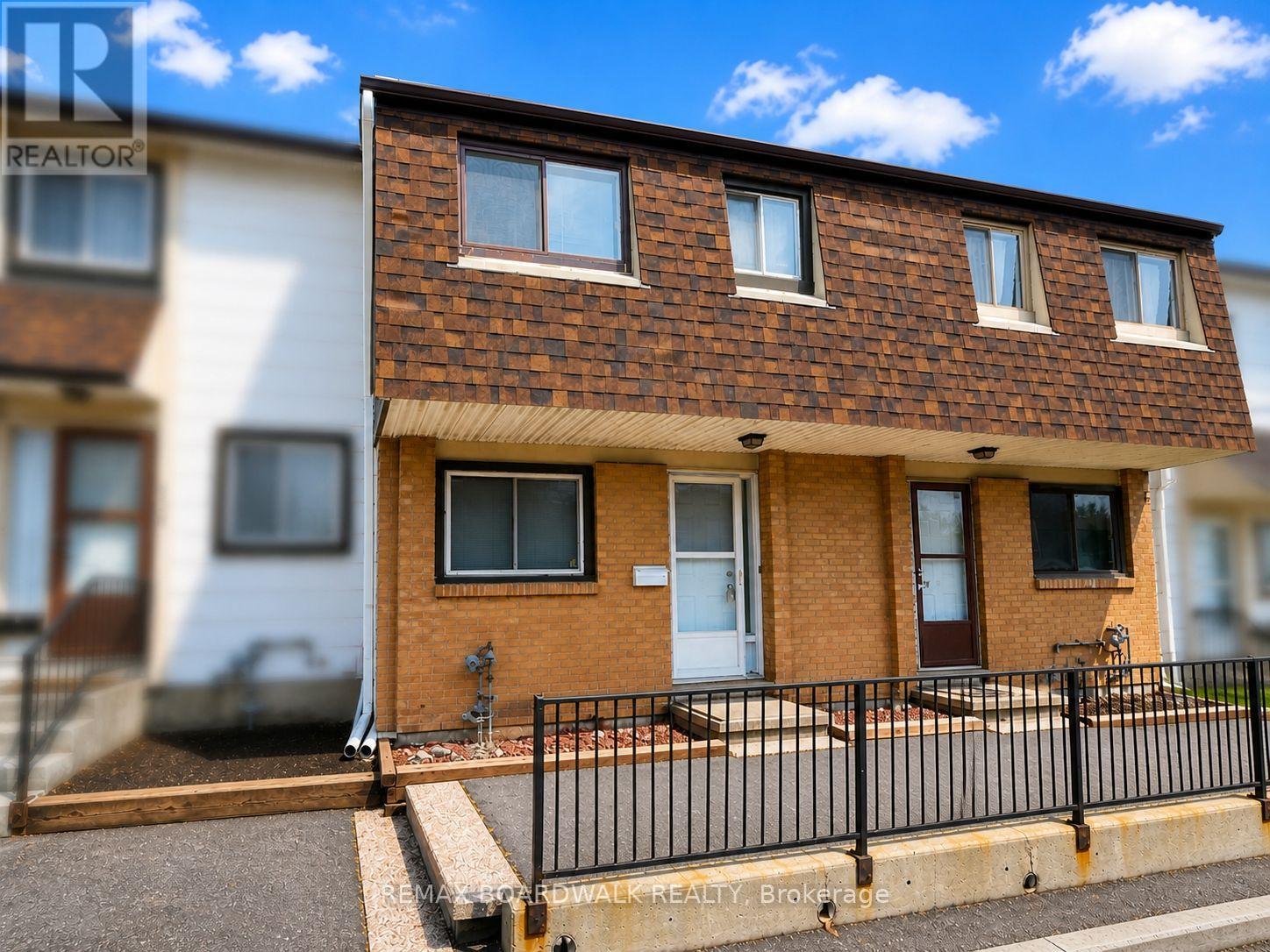 53J SUMAC STREET, Ottawa, Ontario