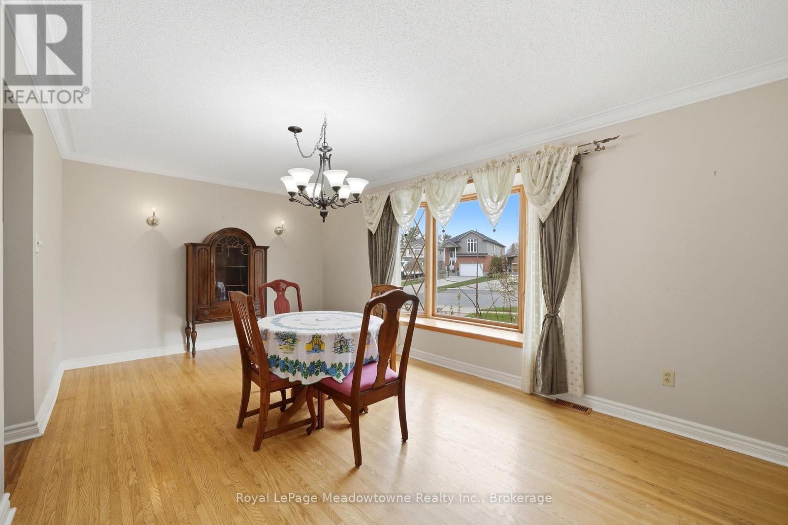 237 Woodhaven Road, Kitchener, Ontario  N2C 1V6 - Photo 10 - X13071794