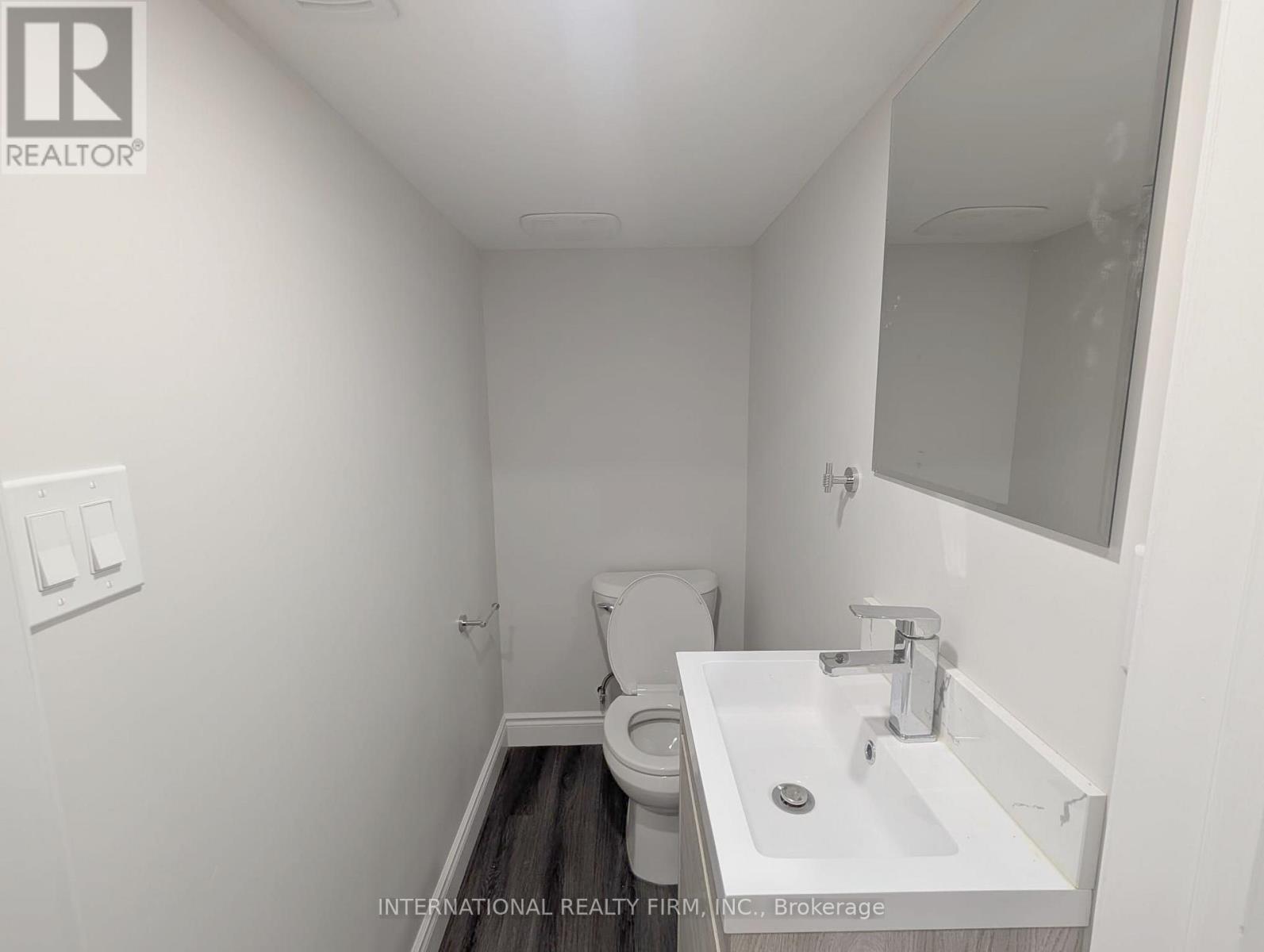 Bsmt - 198 Cherrywood Drive, Newmarket, Ontario  L3Y 2X8 - Photo 10 - N12778800