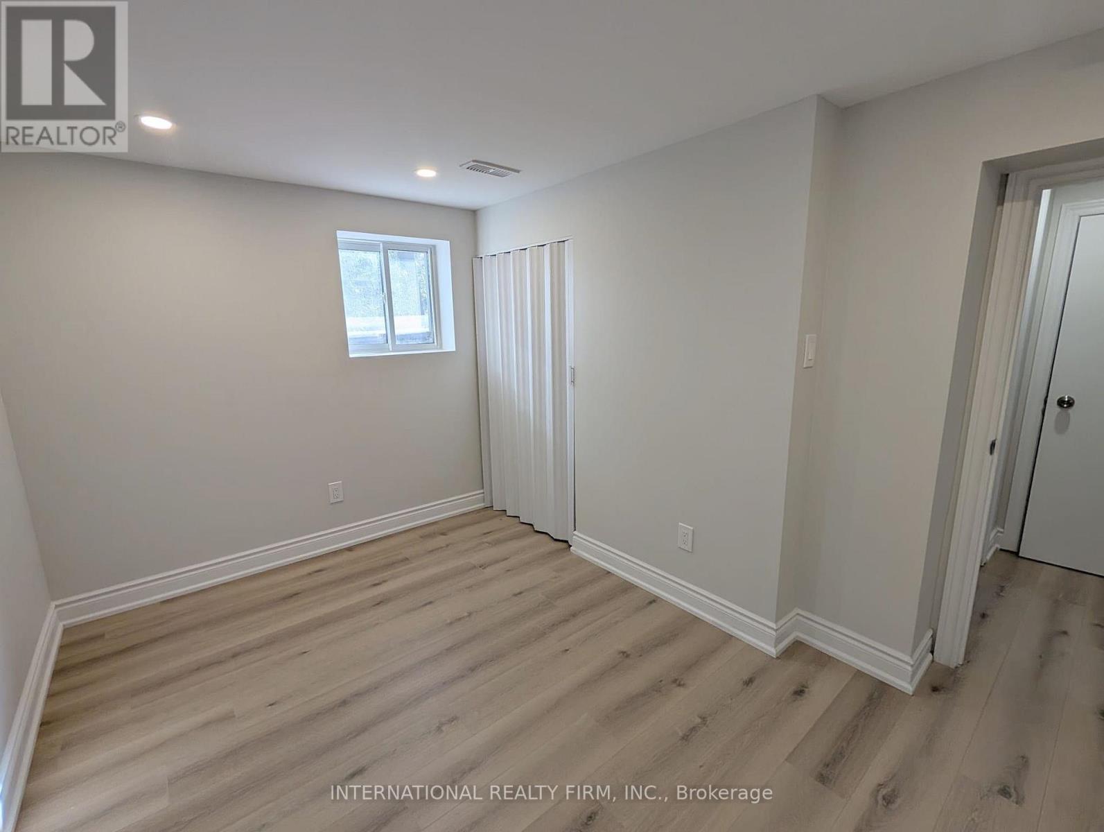 Bsmt - 198 Cherrywood Drive, Newmarket, Ontario  L3Y 2X8 - Photo 6 - N12778800
