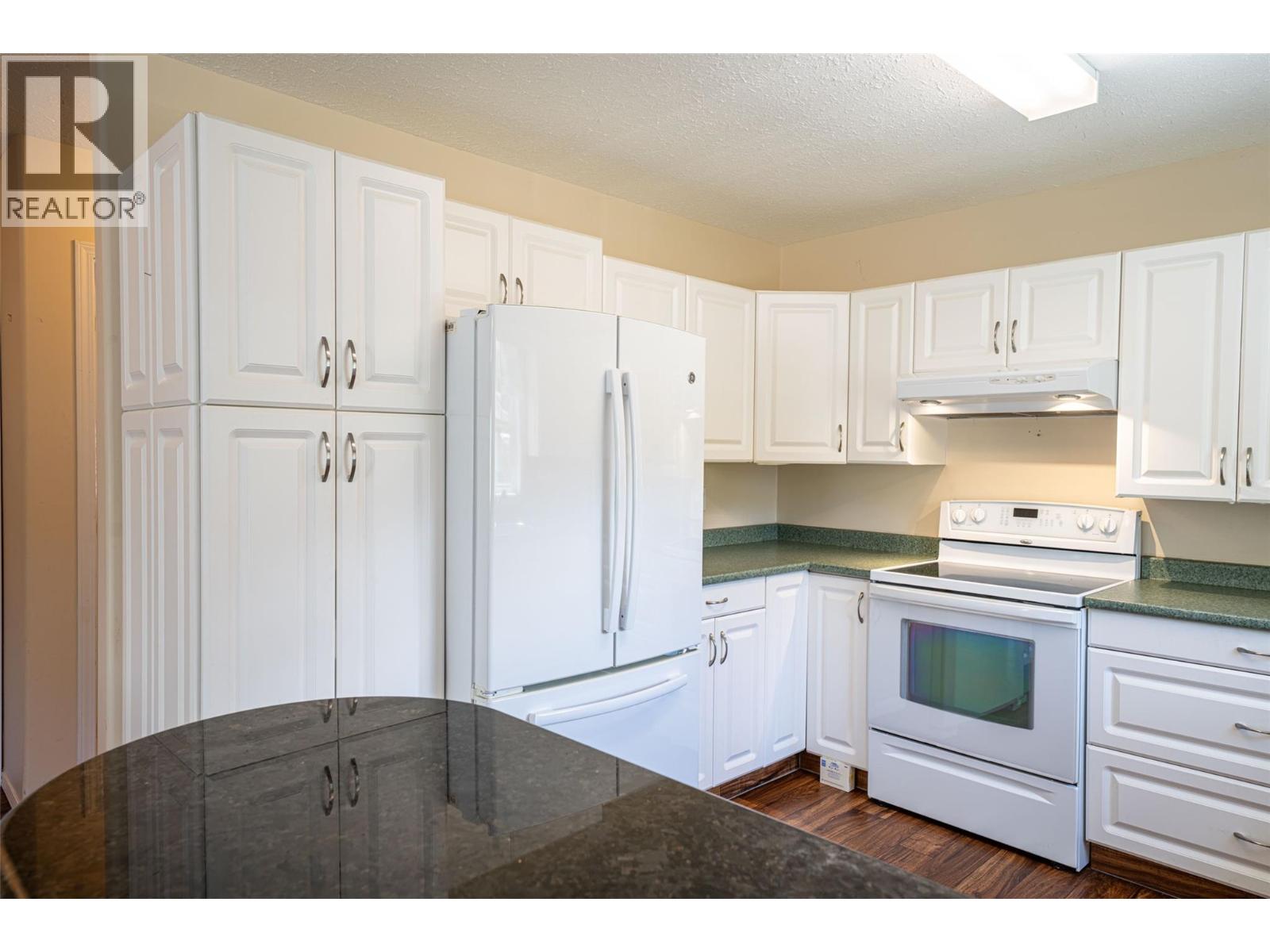 2716 Wolfenden Terrace Unit# 1, Armstrong, British Columbia  V4Y 2A6 - Photo 9 - 10385796