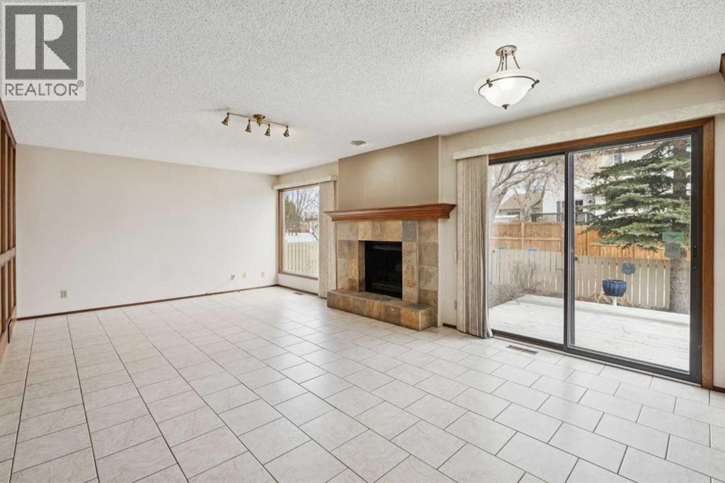 40 Scenic Place Nw, Calgary, Alberta  T3L 1A5 - Photo 10 - A2306340