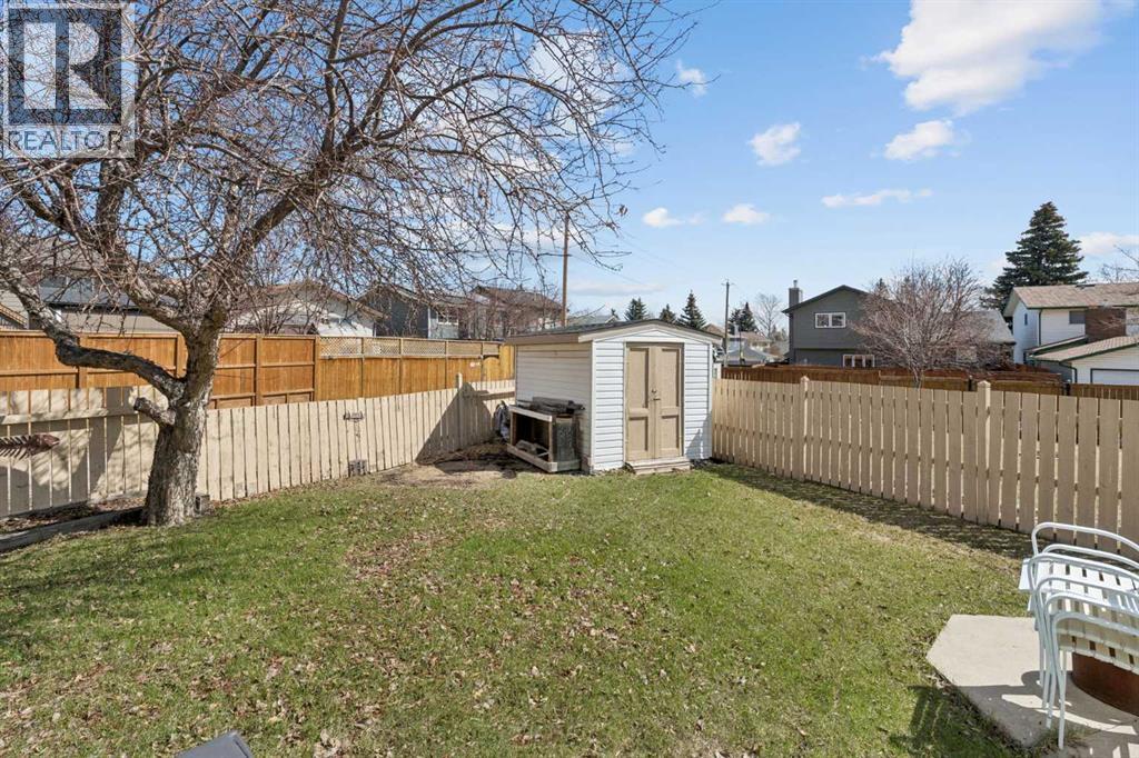 40 Scenic Place Nw, Calgary, Alberta  T3L 1A5 - Photo 32 - A2306340
